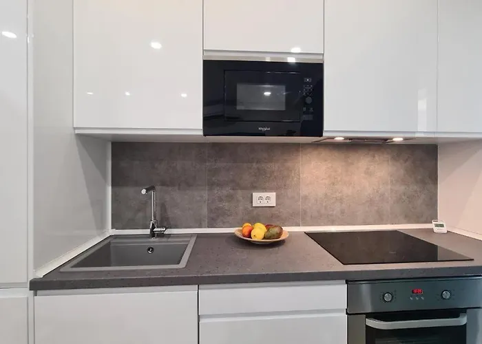 Mariposa Azul * أذيخي