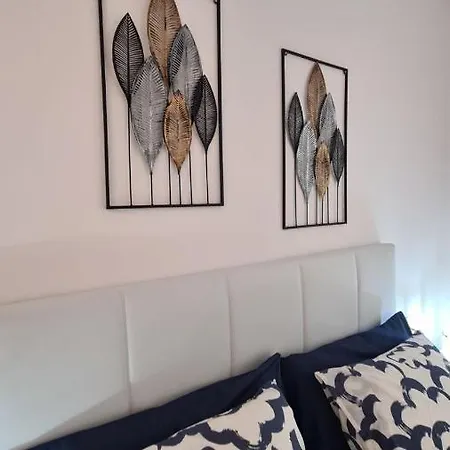 Mariposa Azul Адехе